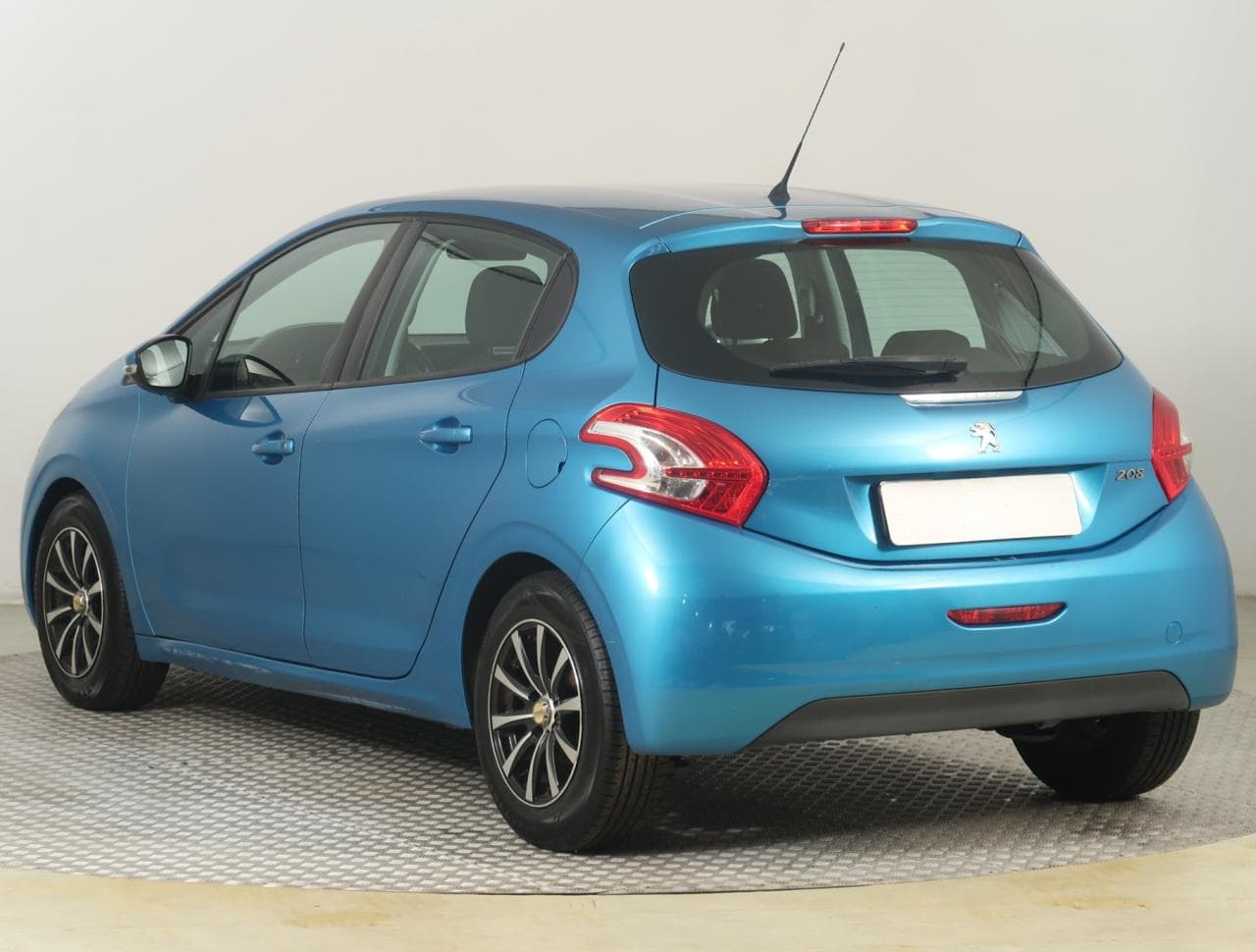 2012 Peugeot 208 - 5