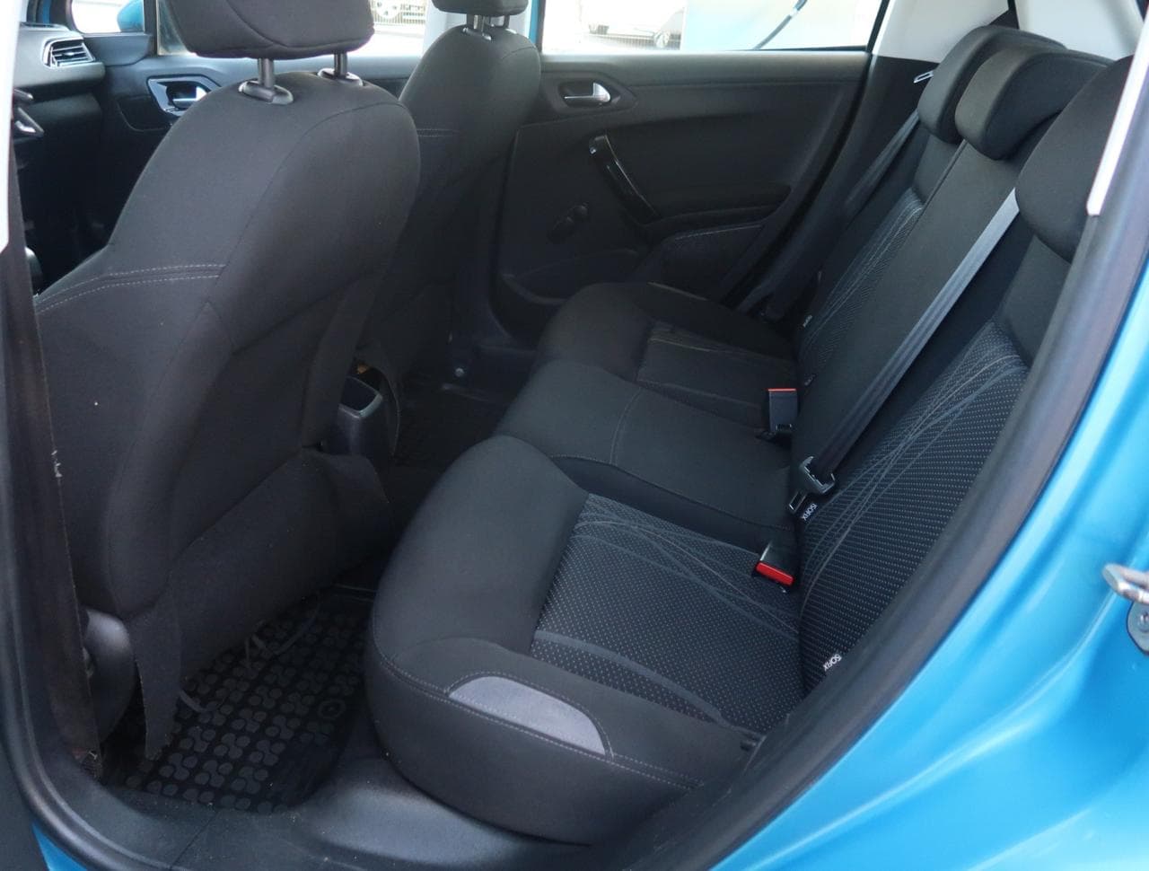 2012 Peugeot 208 - 15