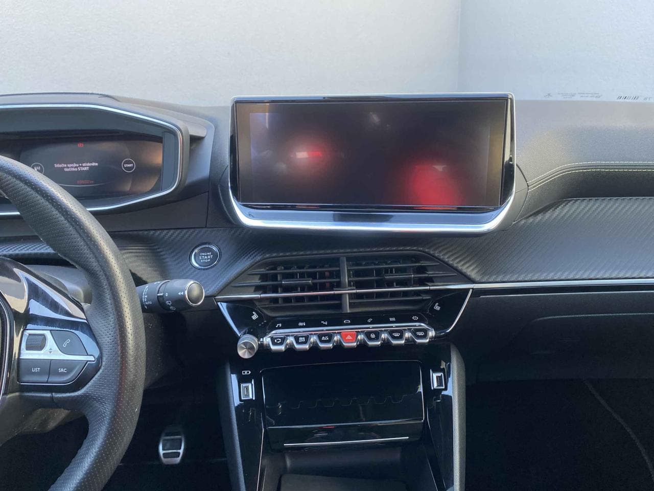 2020 Peugeot 208 - 12