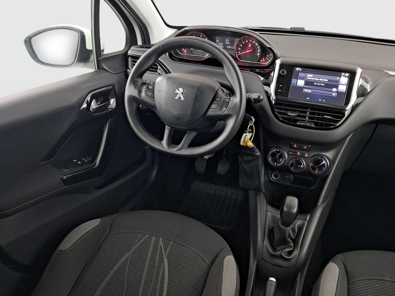 2015 Peugeot 208 - 9