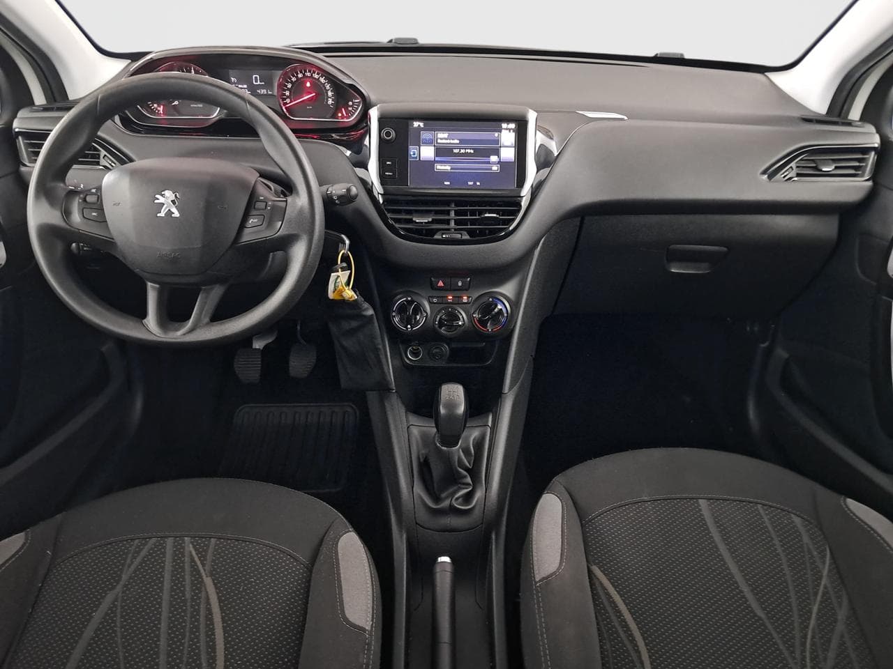 2015 Peugeot 208 - 10