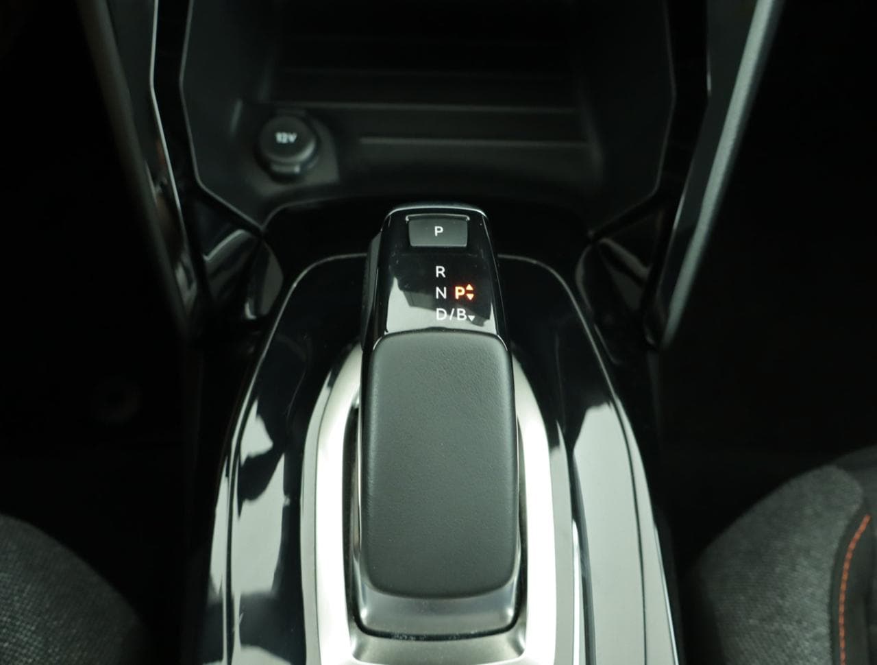 2021 Peugeot 208 - 18