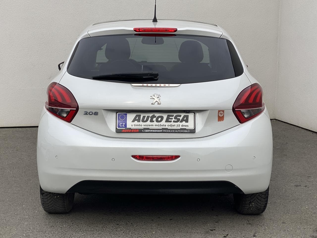 2017 Peugeot 208 - 5