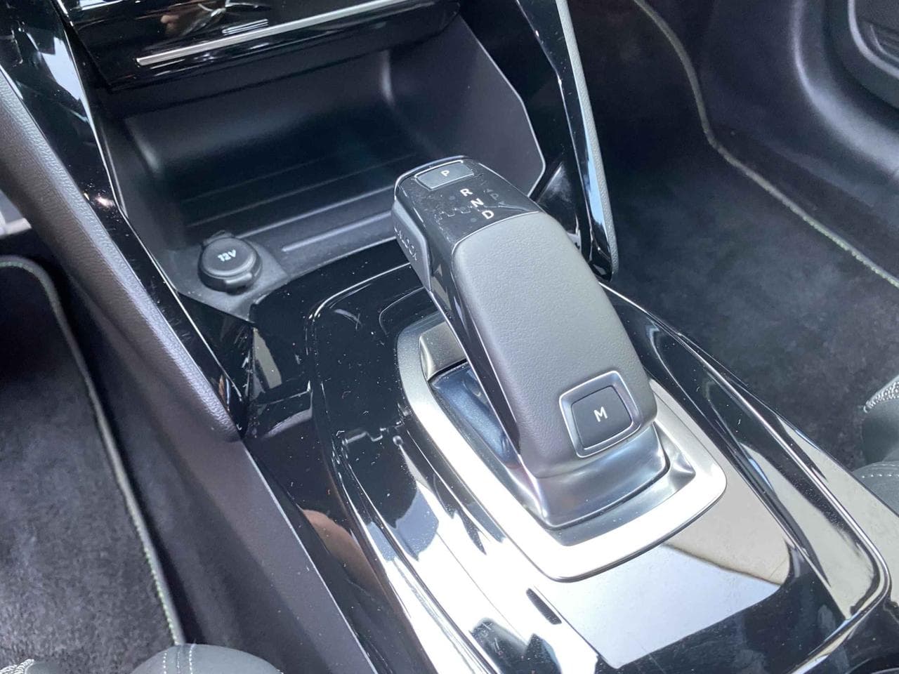 2020 Peugeot 208 - 15