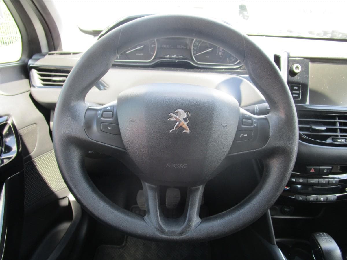 2017 Peugeot 208 - 8