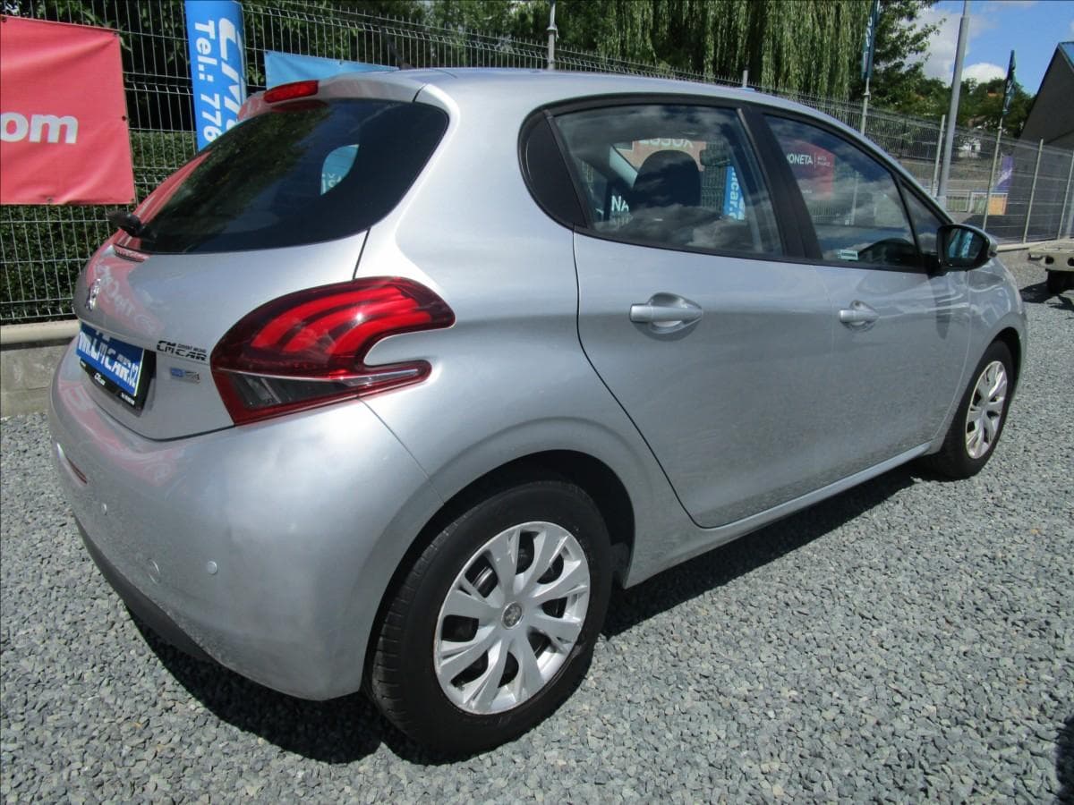 2017 Peugeot 208 - 4