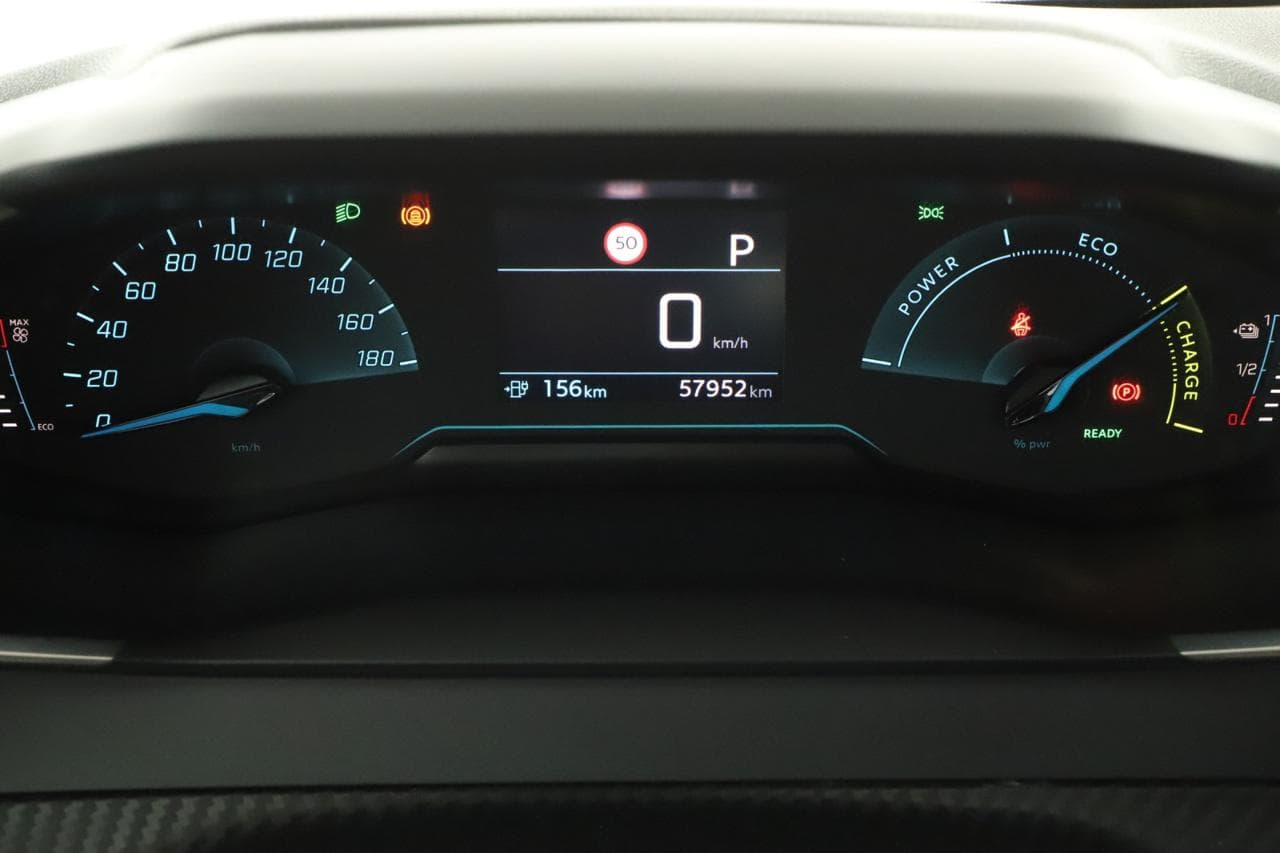 2021 Peugeot 208 - 16