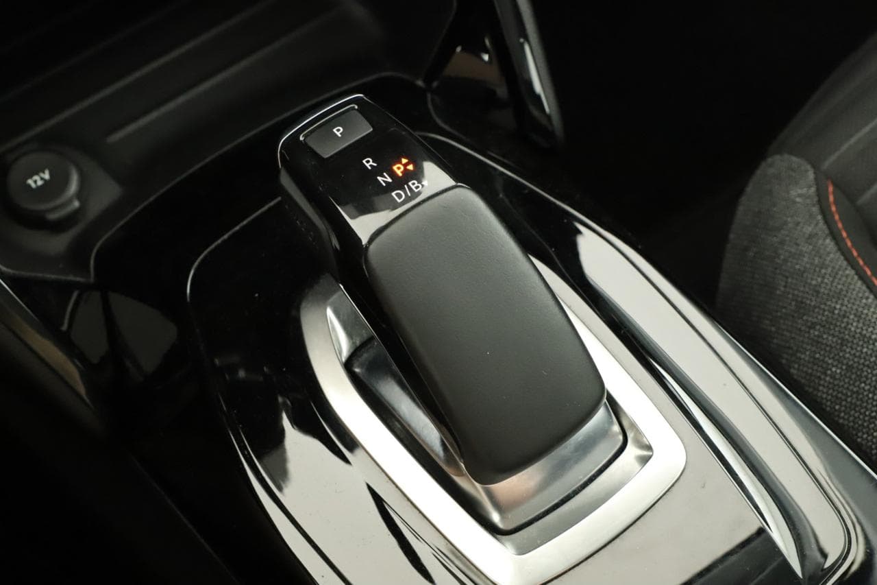 2021 Peugeot 208 - 17