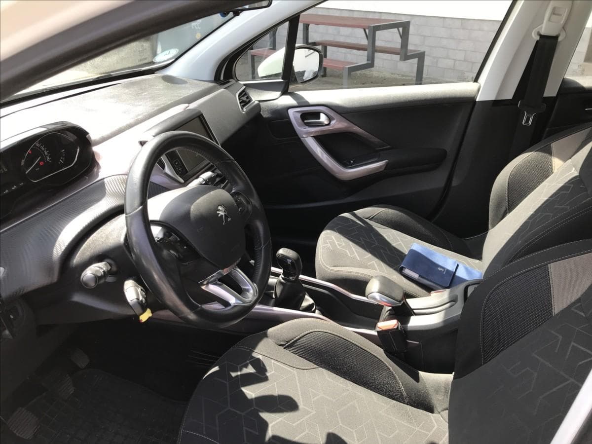 2015 Peugeot 2008 - 7