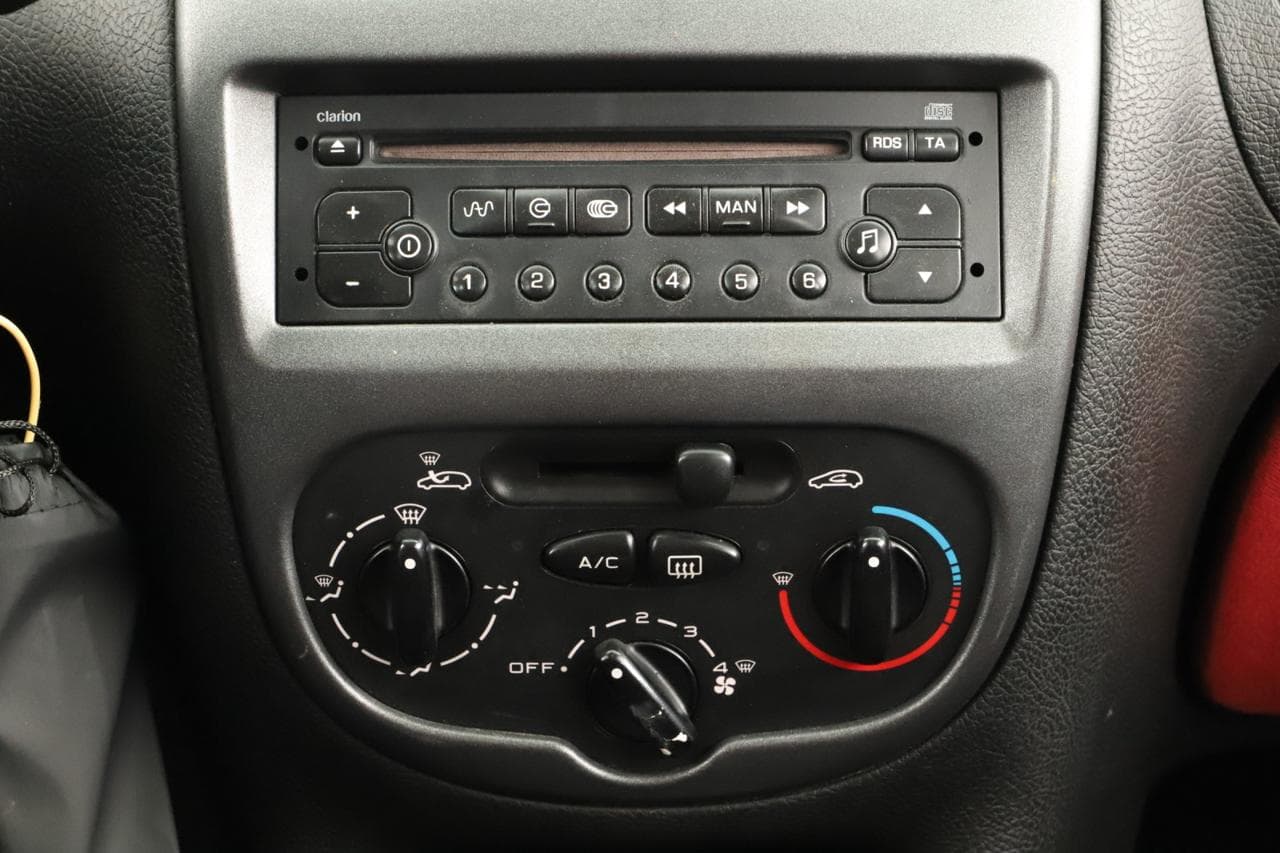 2006 Peugeot 206 - 30