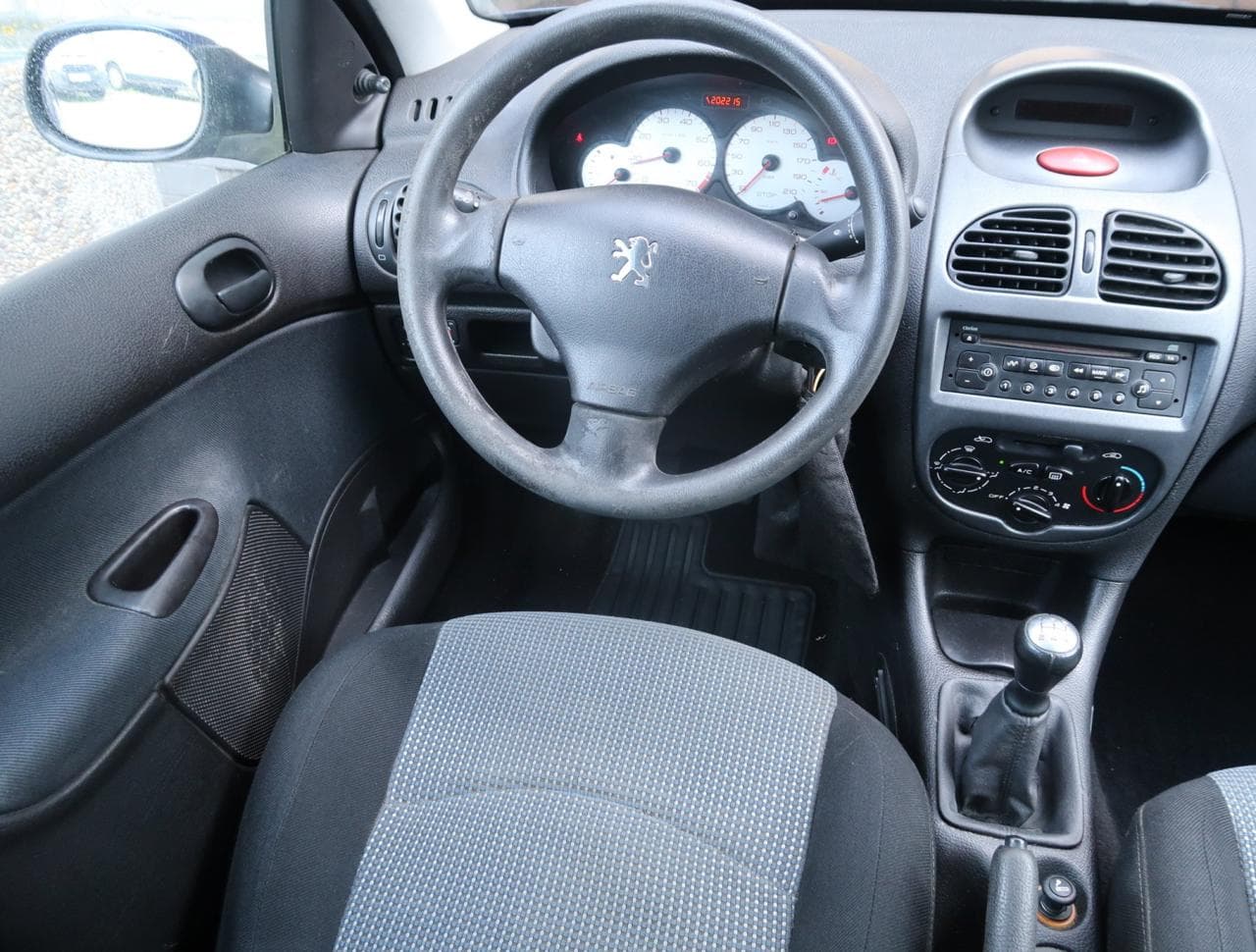 2004 Peugeot 206 - 17