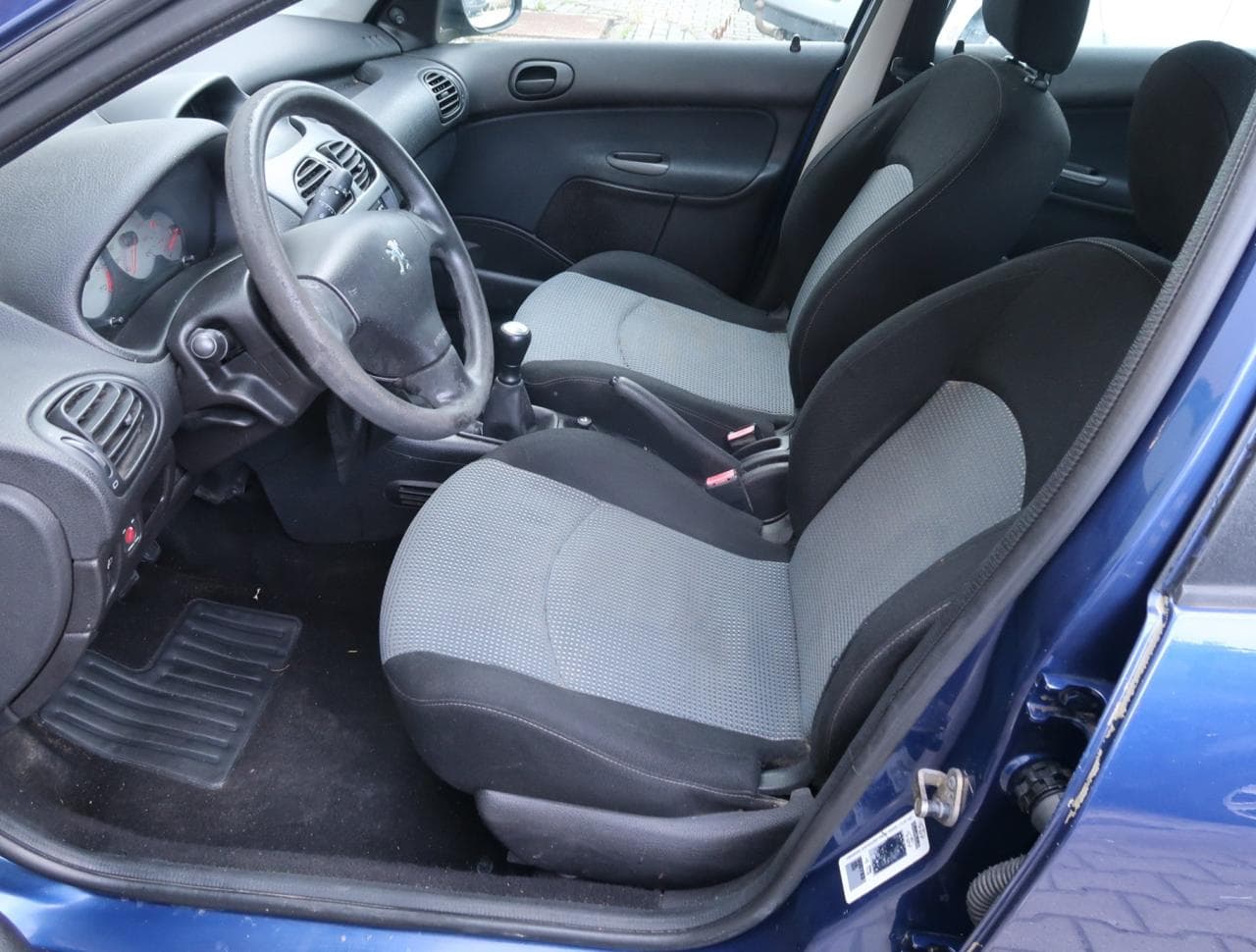 2004 Peugeot 206 - 31