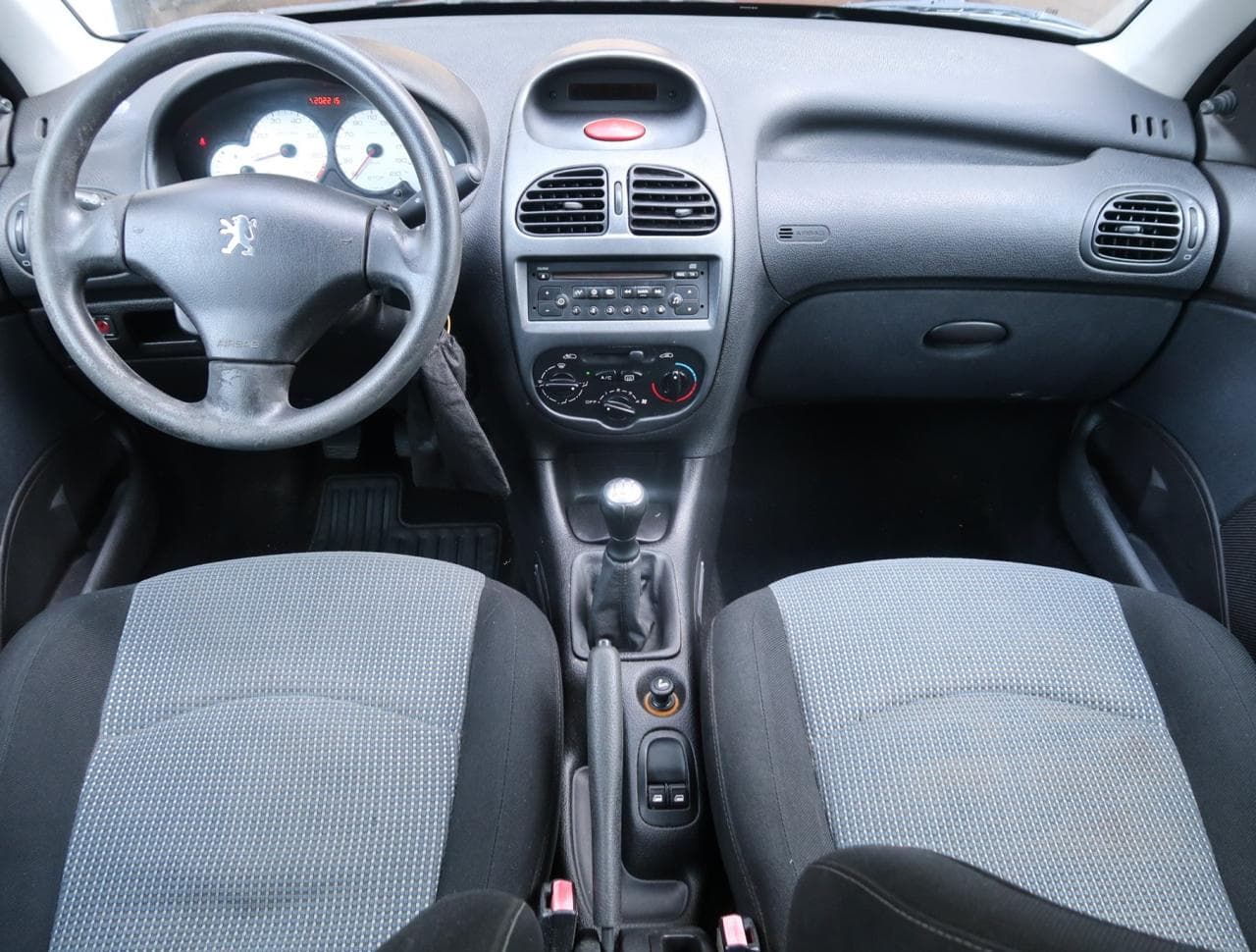 2004 Peugeot 206 - 19
