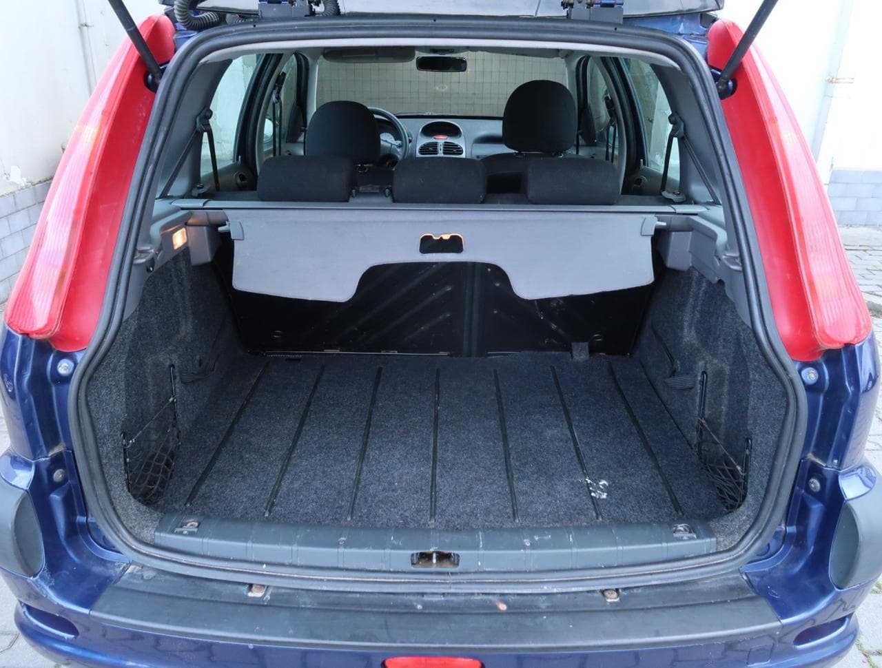 2004 Peugeot 206 - 36