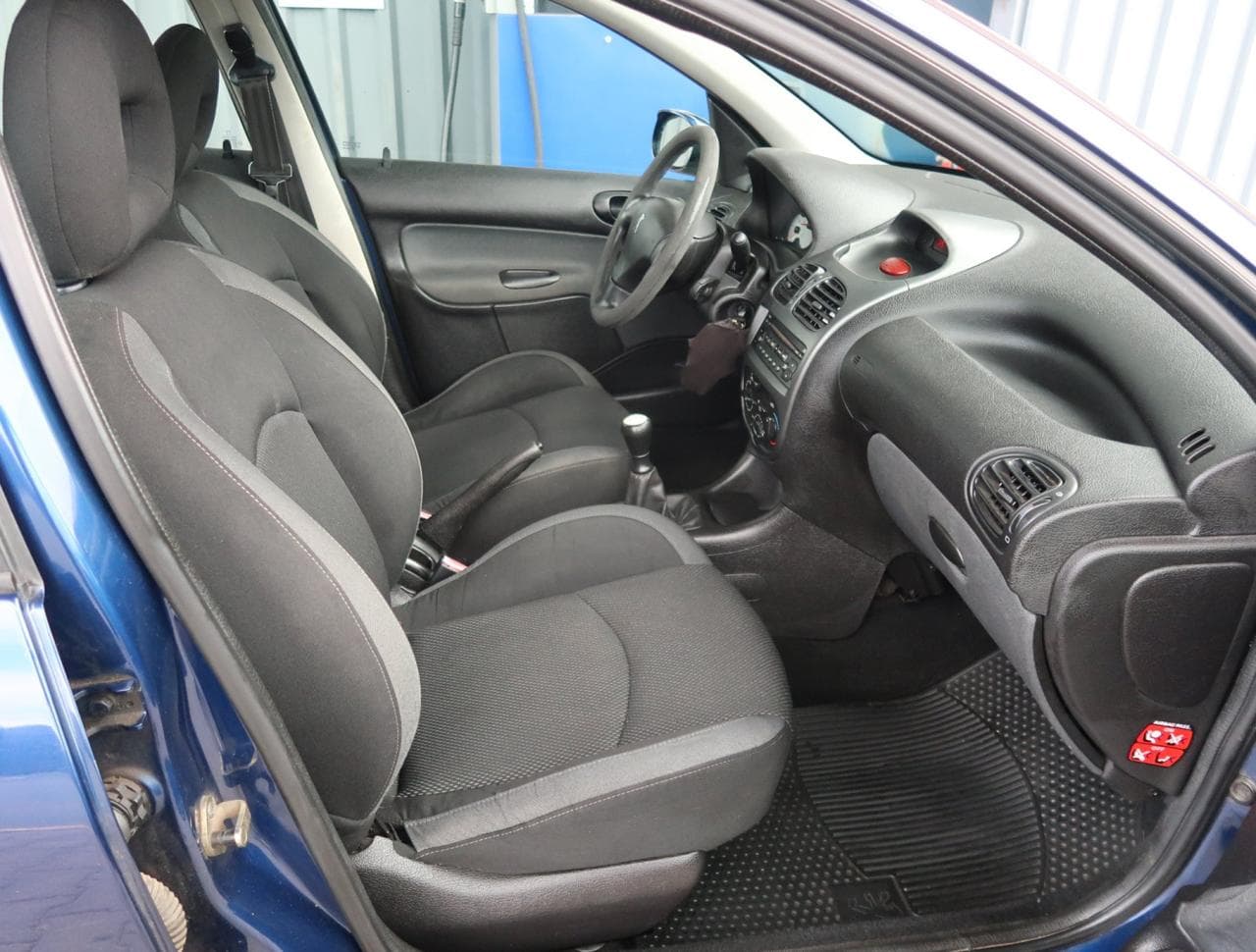 2006 Peugeot 206 - 12