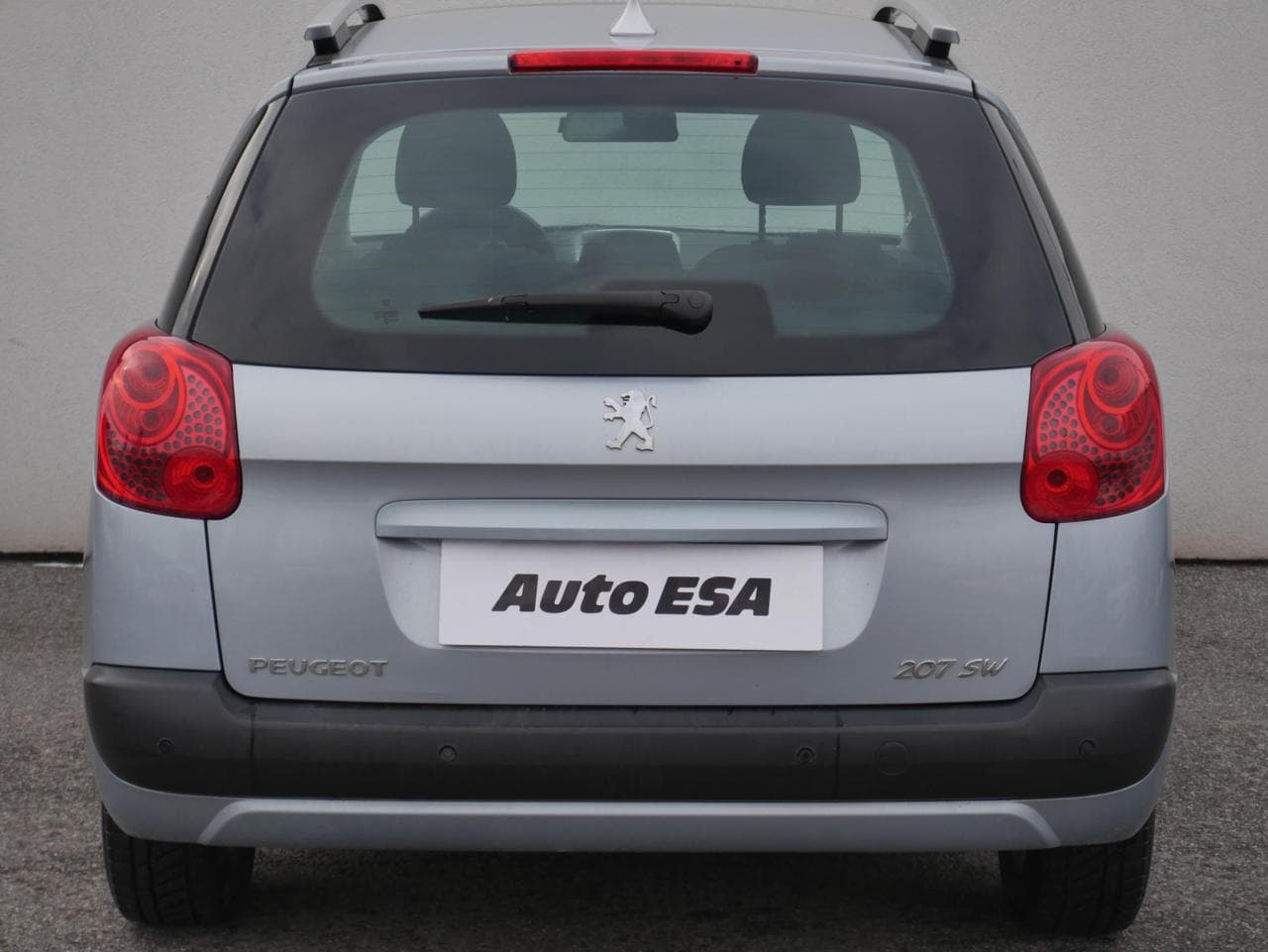 2010 Peugeot 207 - 5