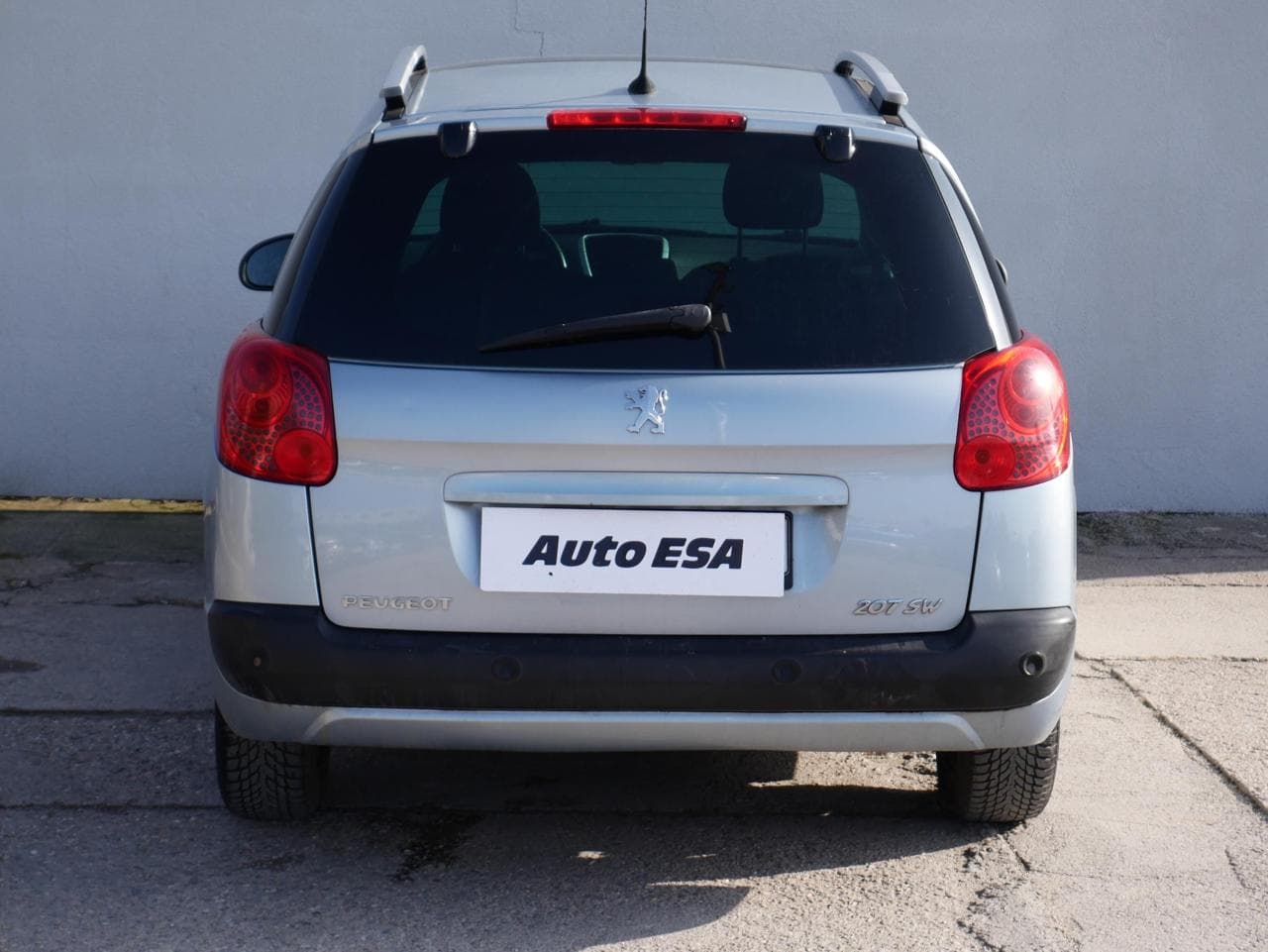 2010 Peugeot 207 - 5