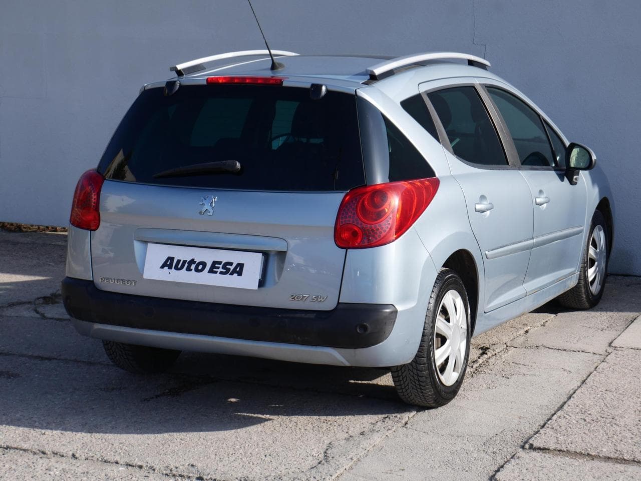 2010 Peugeot 207 - 6