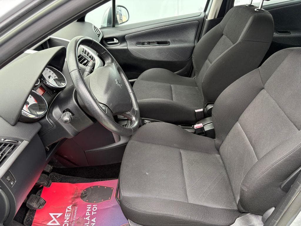 2008 Peugeot 207 - 6