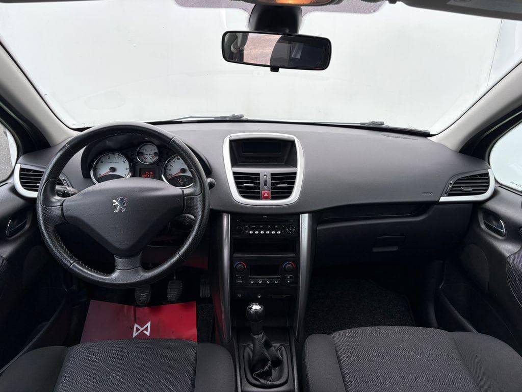2008 Peugeot 207 - 5
