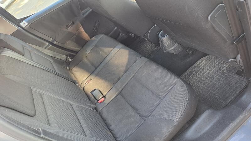 2010 Peugeot 207 - 9