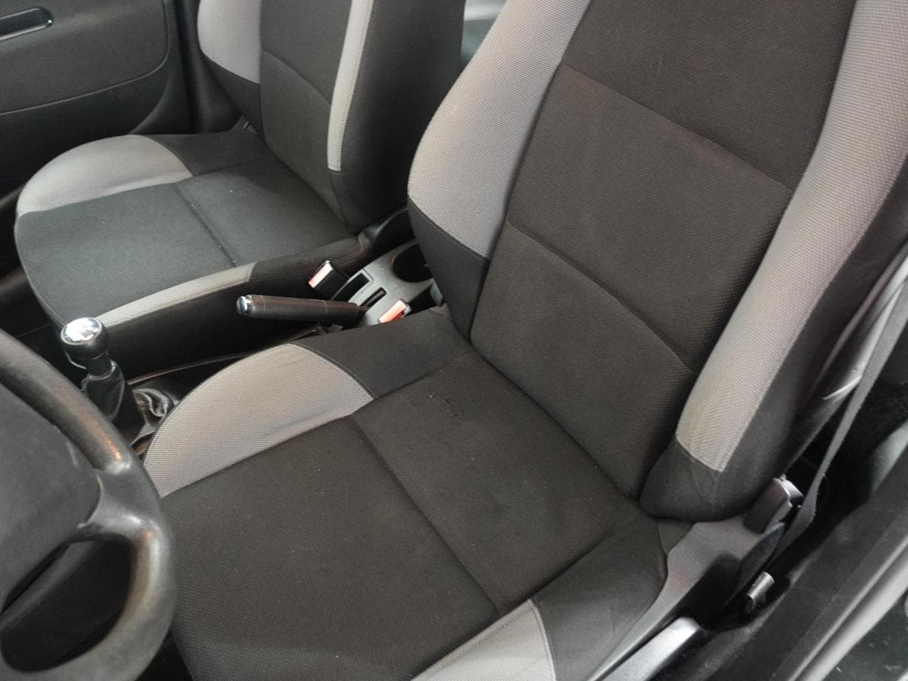 2009 Peugeot 207 - 17