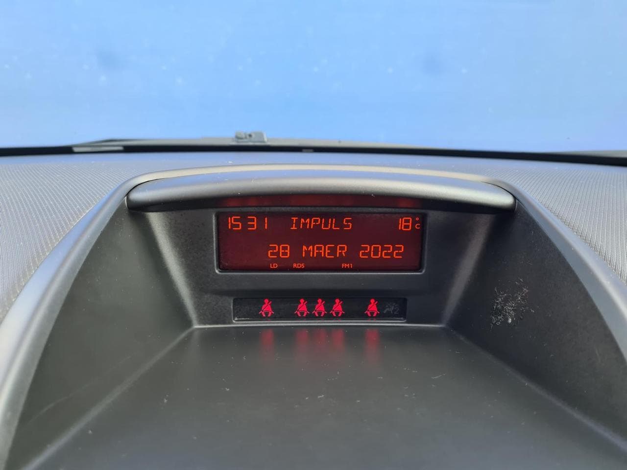 2010 Peugeot 207 - 15