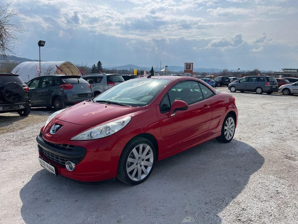 2008 Peugeot 207 - 11