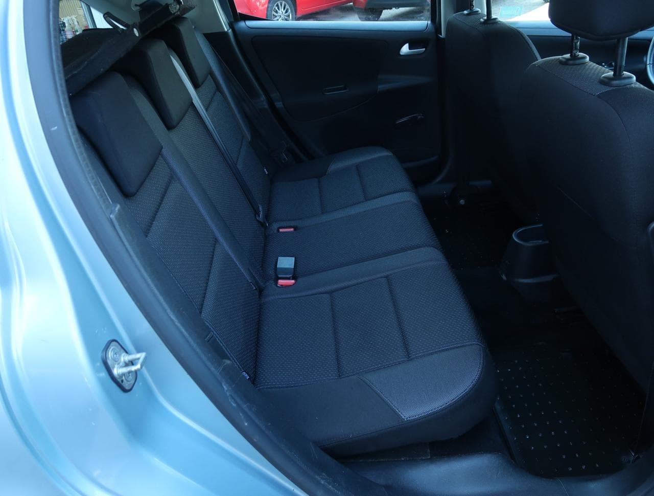 2011 Peugeot 207 - 13