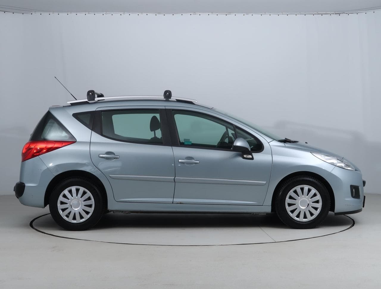 2011 Peugeot 207 - 8