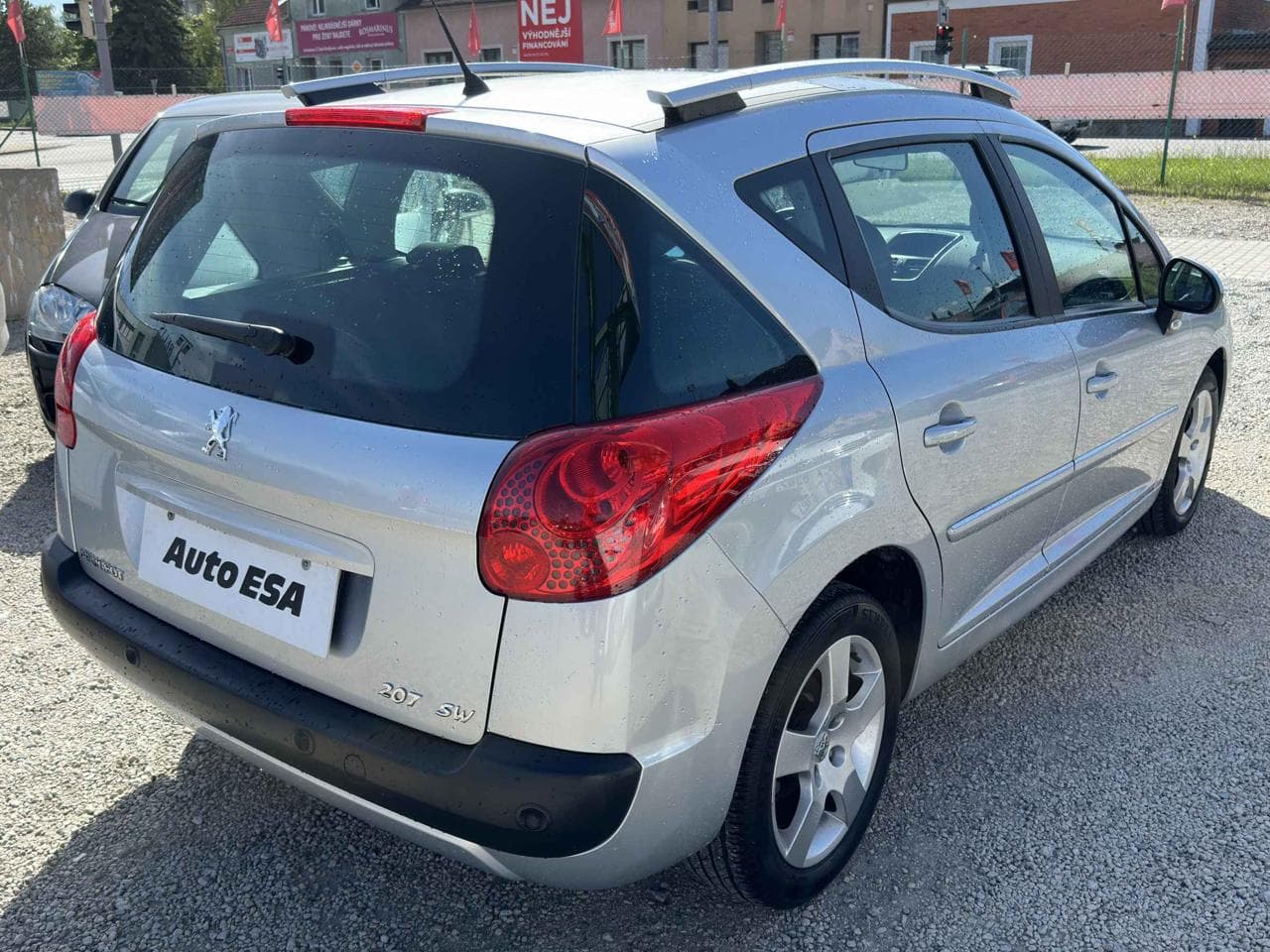 2011 Peugeot 207 - 7