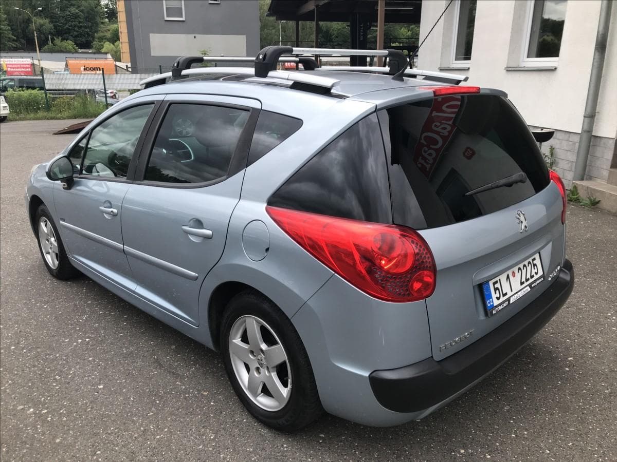 2012 Peugeot 207 - 9