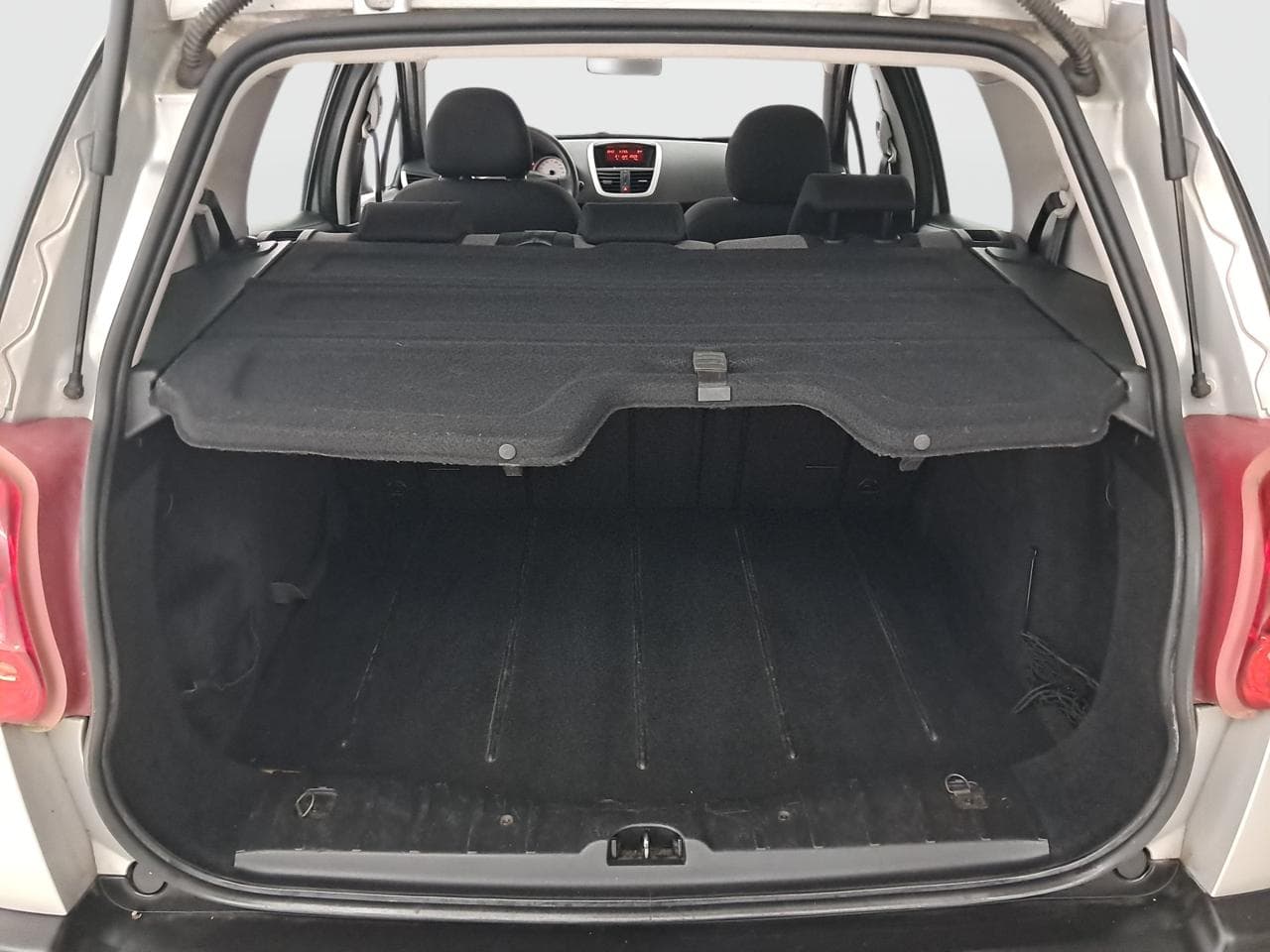 2007 Peugeot 207 - 35