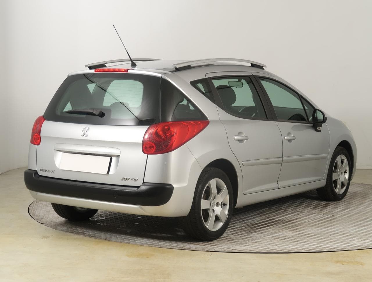 2012 Peugeot 207 - 7