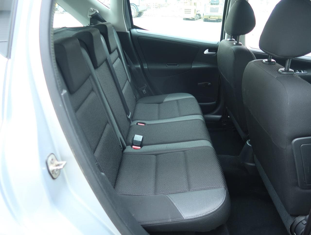 2012 Peugeot 207 - 13