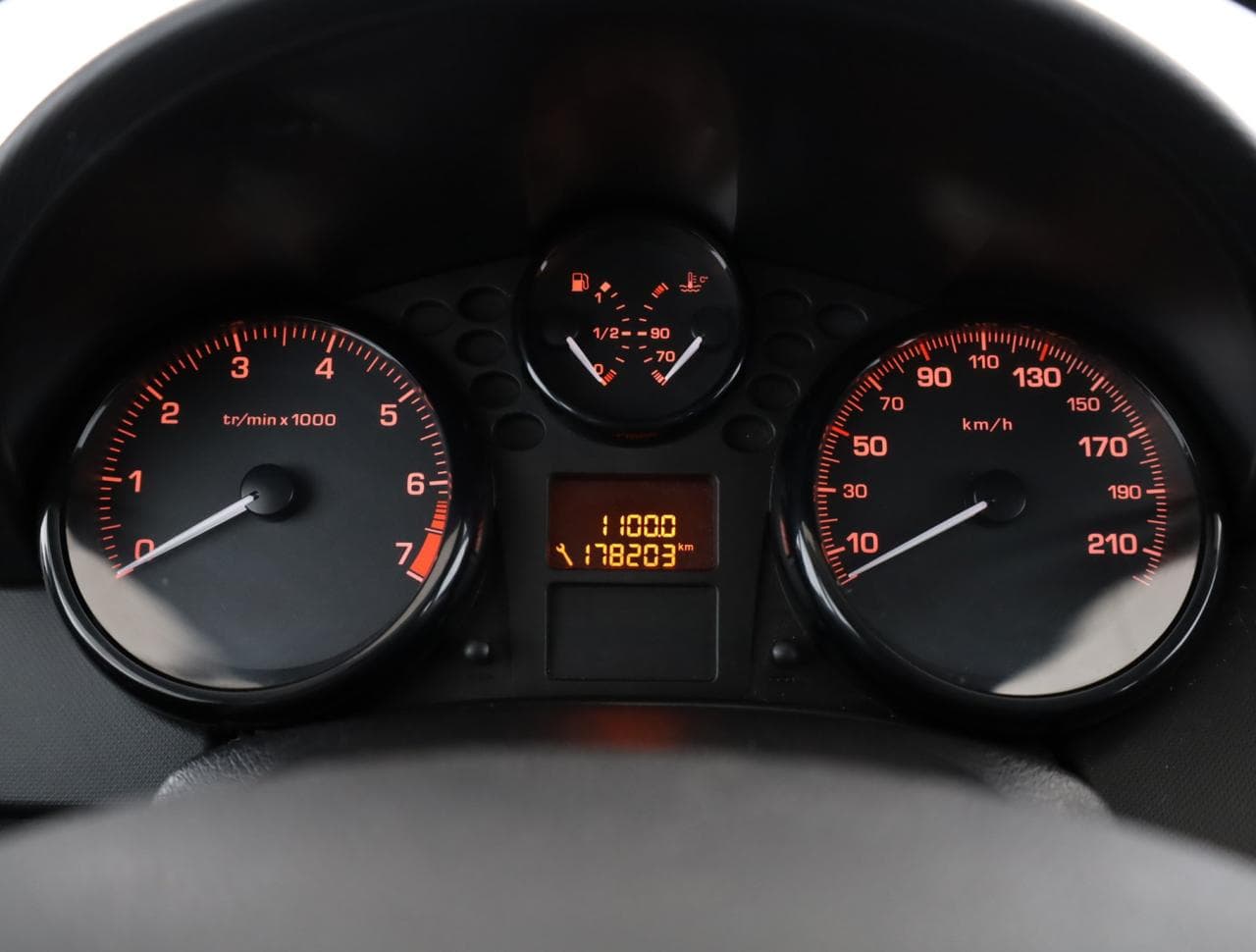 2009 Peugeot 207 - 14