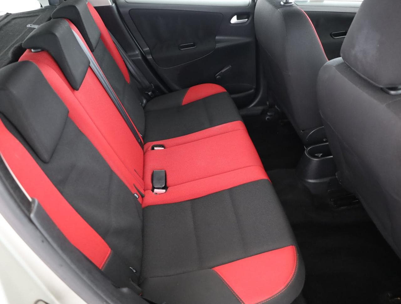 2009 Peugeot 207 - 11
