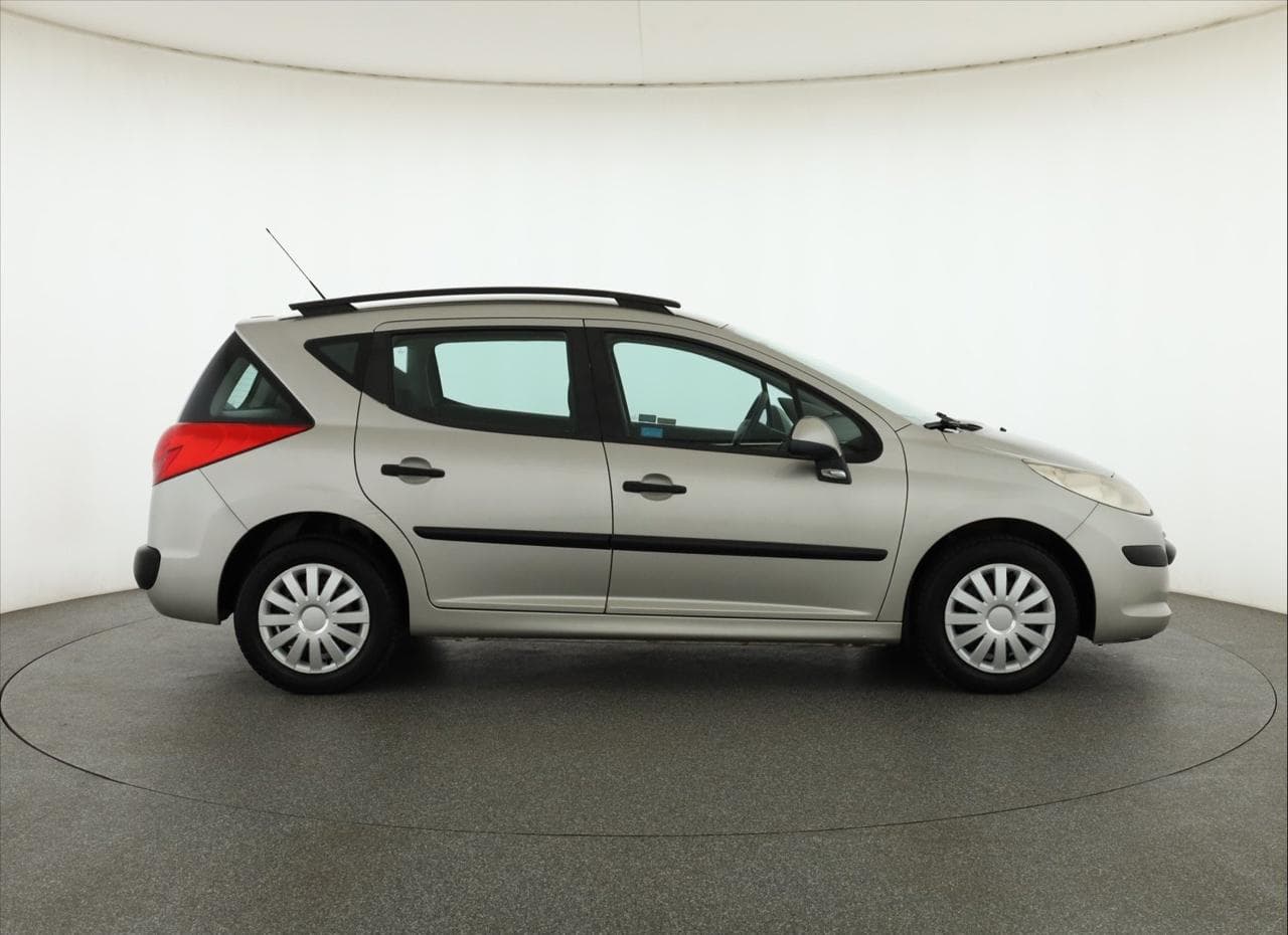 2009 Peugeot 207 - 8