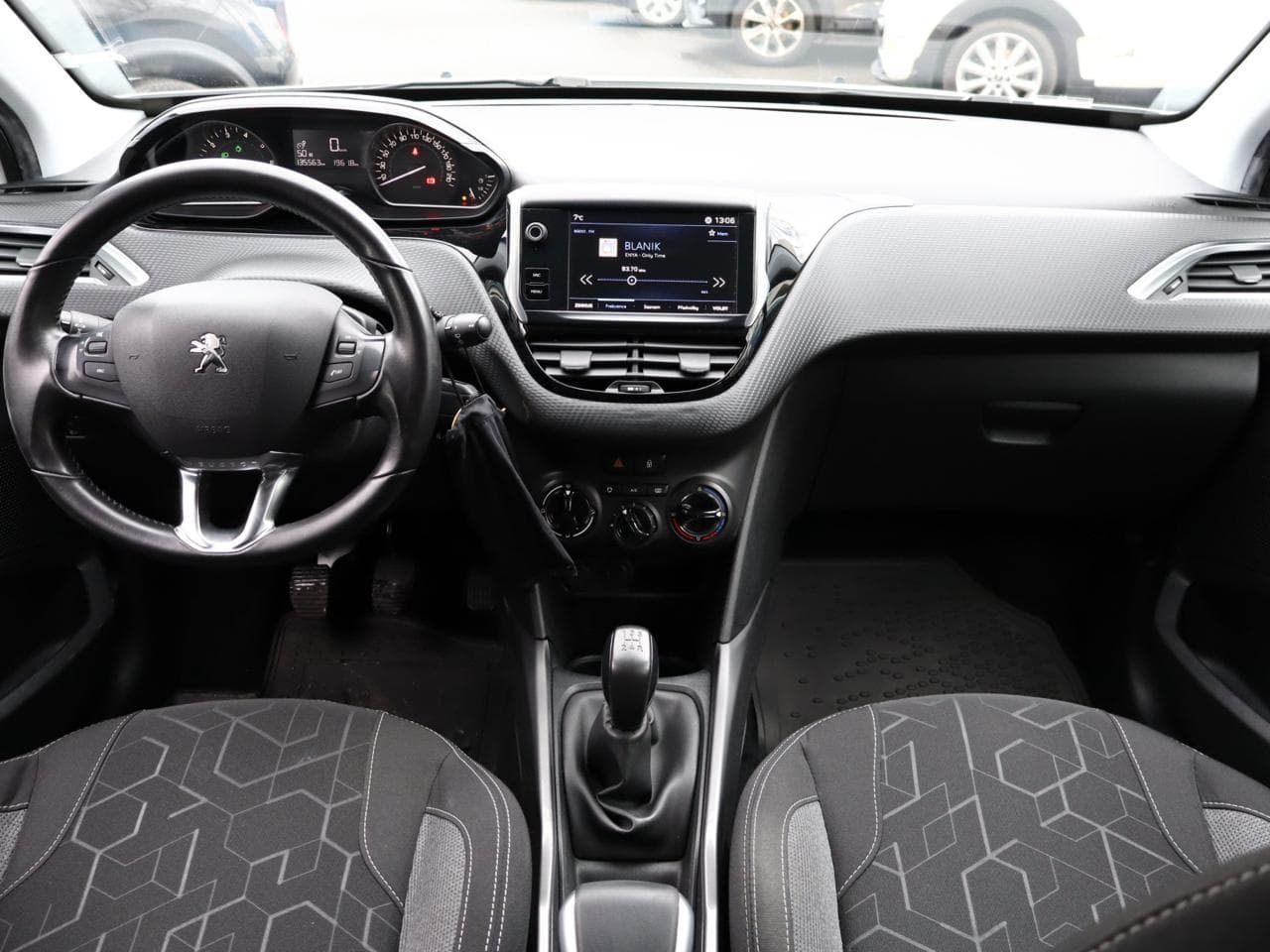 2018 Peugeot 2008 - 9