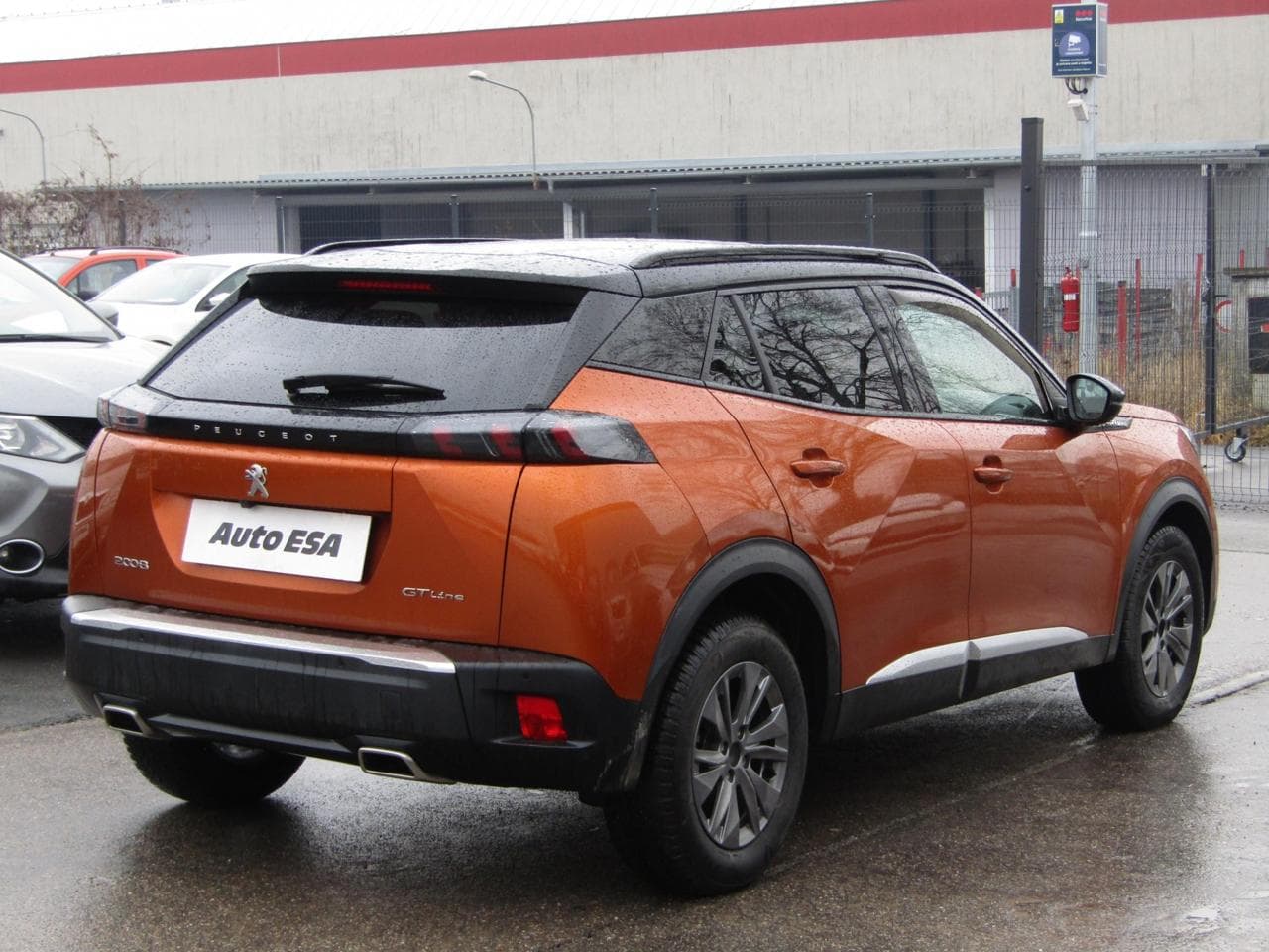 2020 Peugeot 2008 - 4