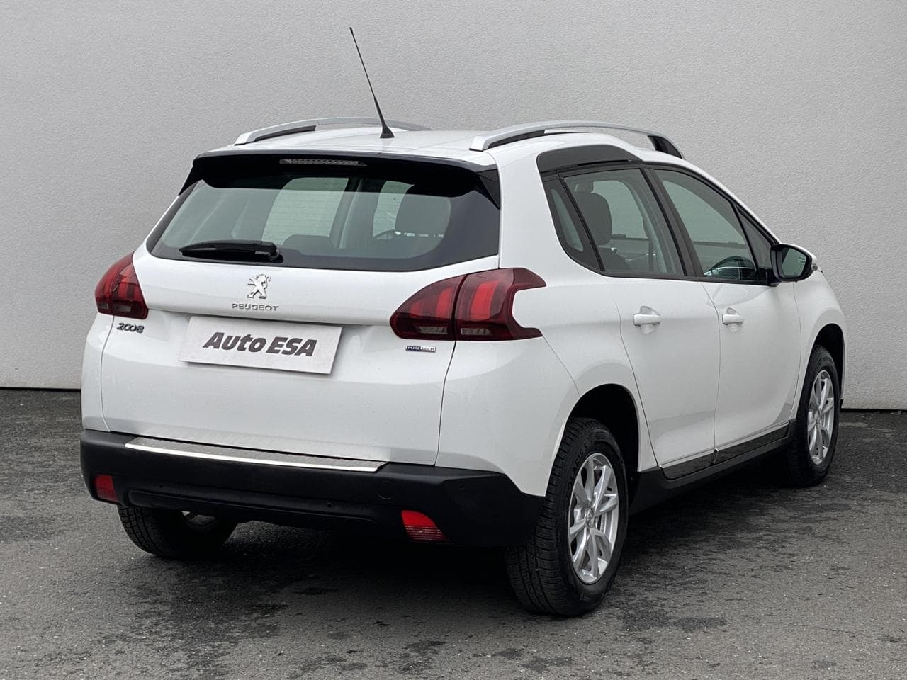 2017 Peugeot 2008 - 4