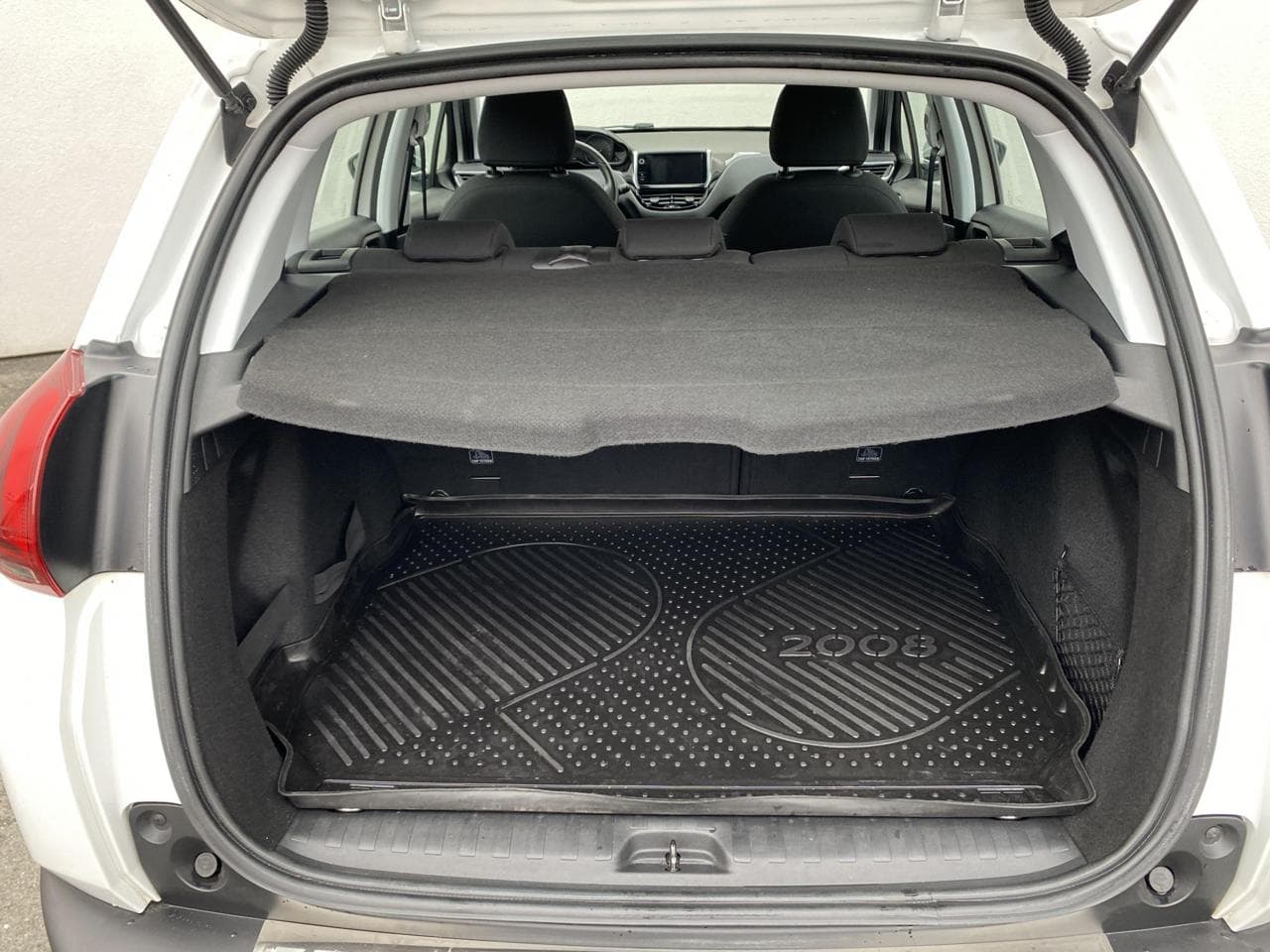 2017 Peugeot 2008 - 7
