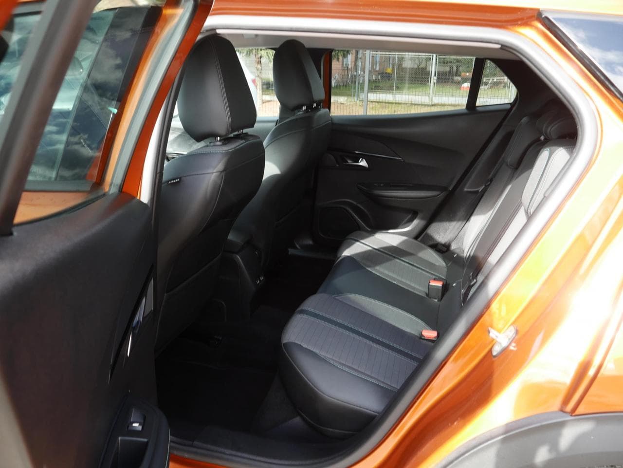 2021 Peugeot 2008 - 10
