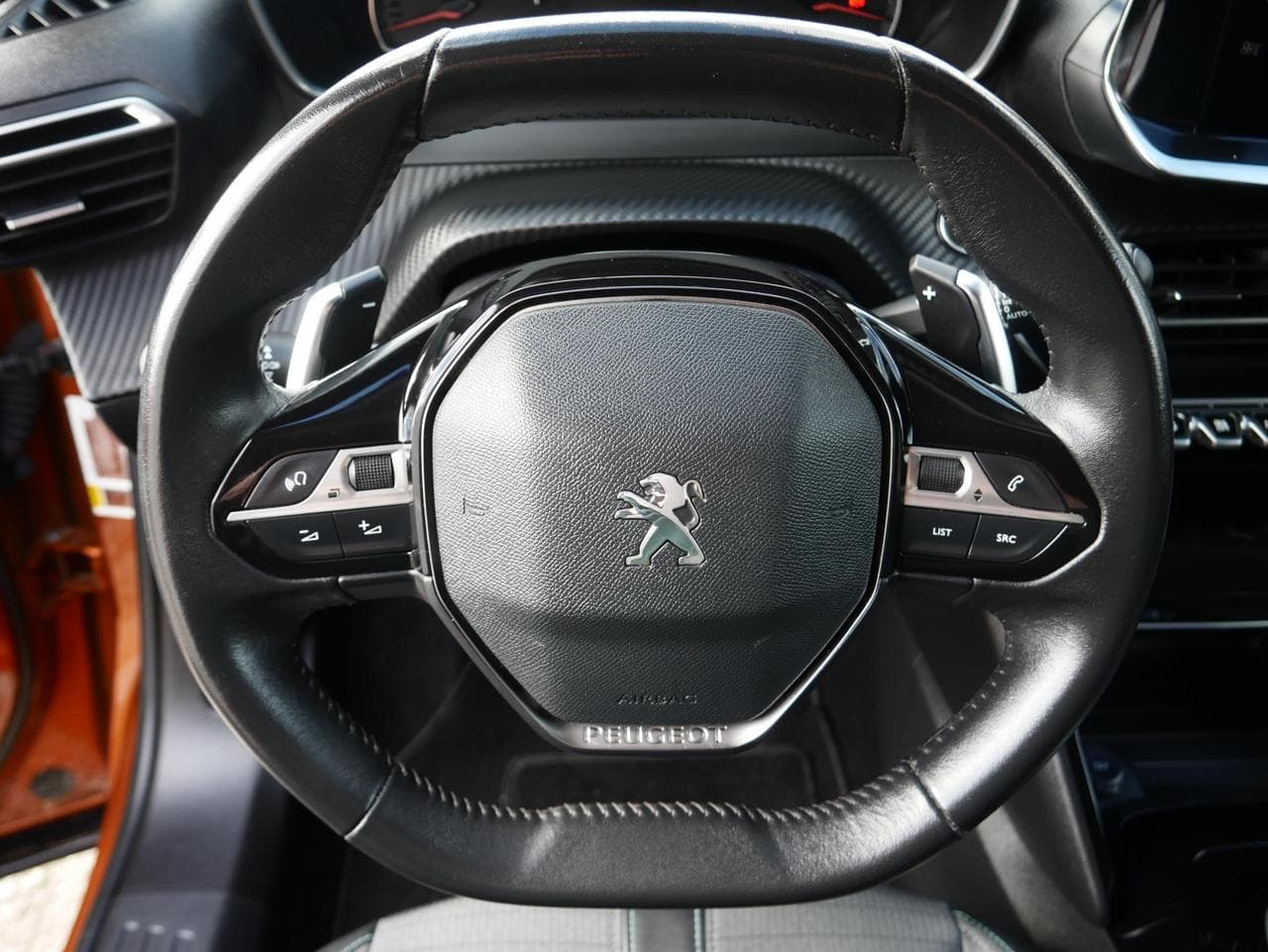 2021 Peugeot 2008 - 16