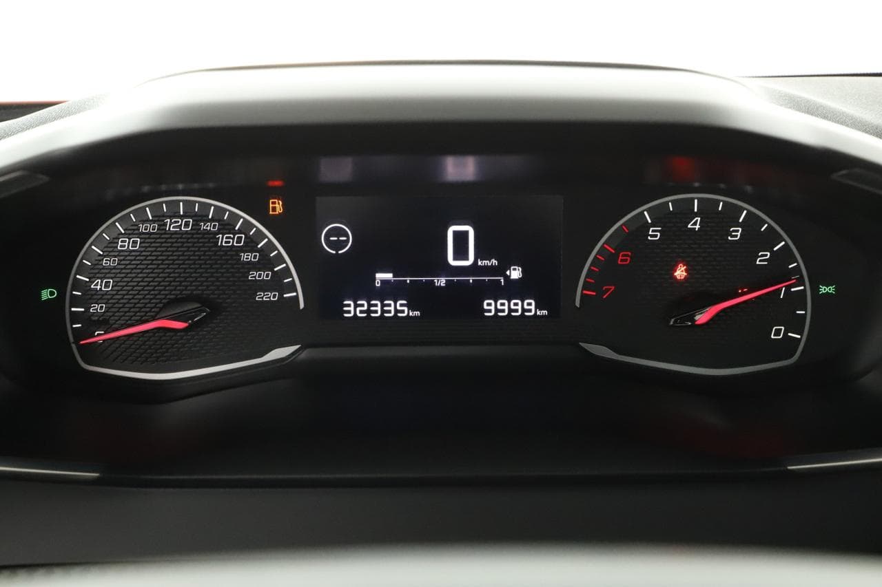 2021 Peugeot 2008 - 15