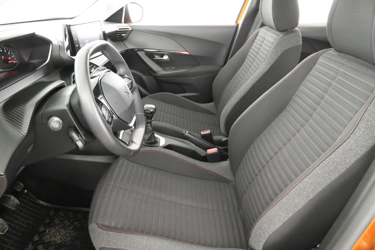 2021 Peugeot 2008 - 13