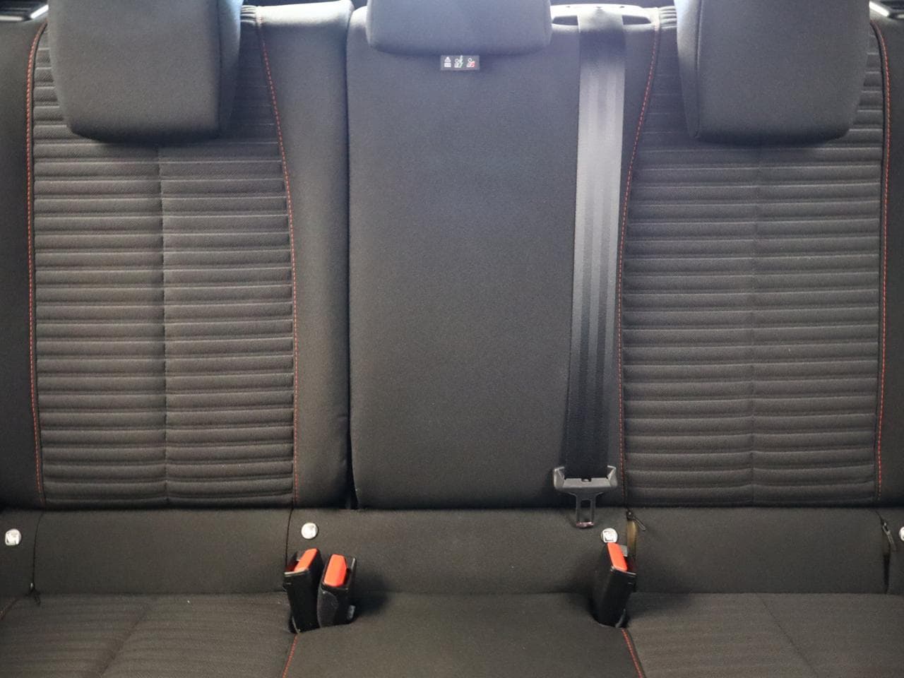 2023 Peugeot 2008 - 12