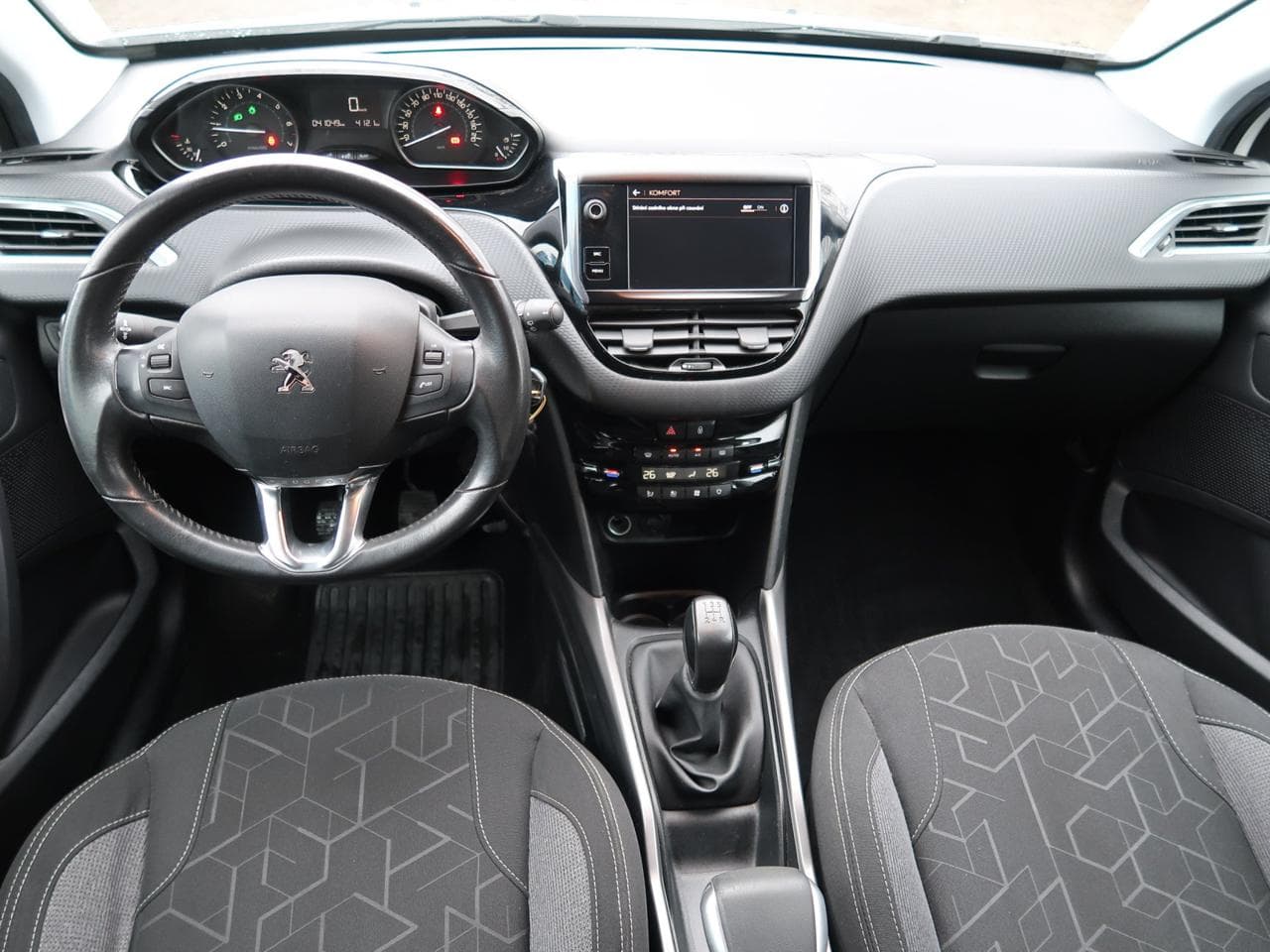 2018 Peugeot 2008 - 10