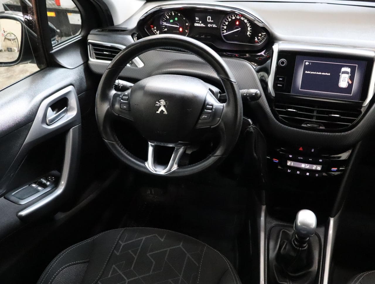 2018 Peugeot 2008 - 9