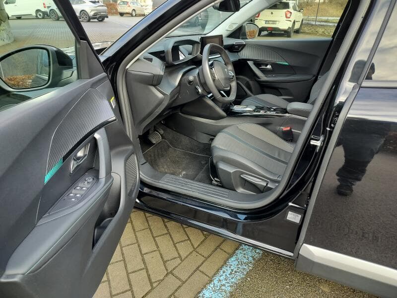 2022 Peugeot 2008 - 9
